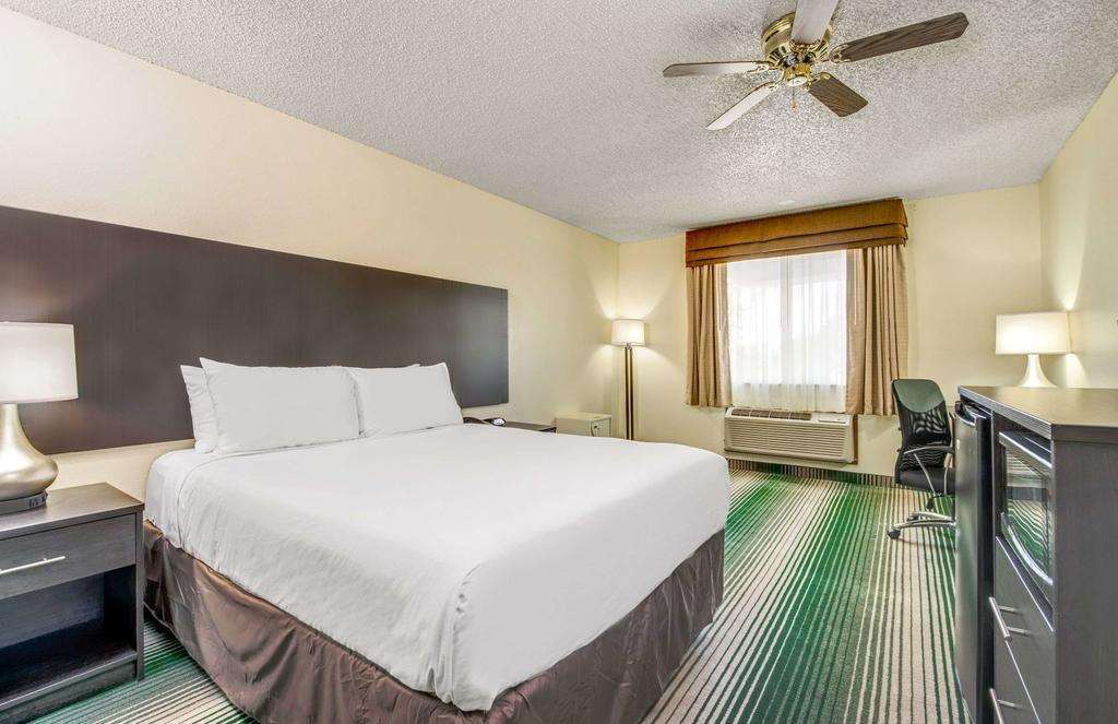 Surestay Plus By Best Western Montrose Quarto foto