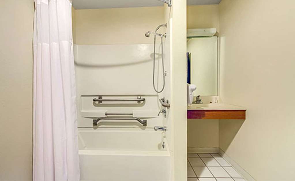 Surestay Plus By Best Western Montrose Quarto foto